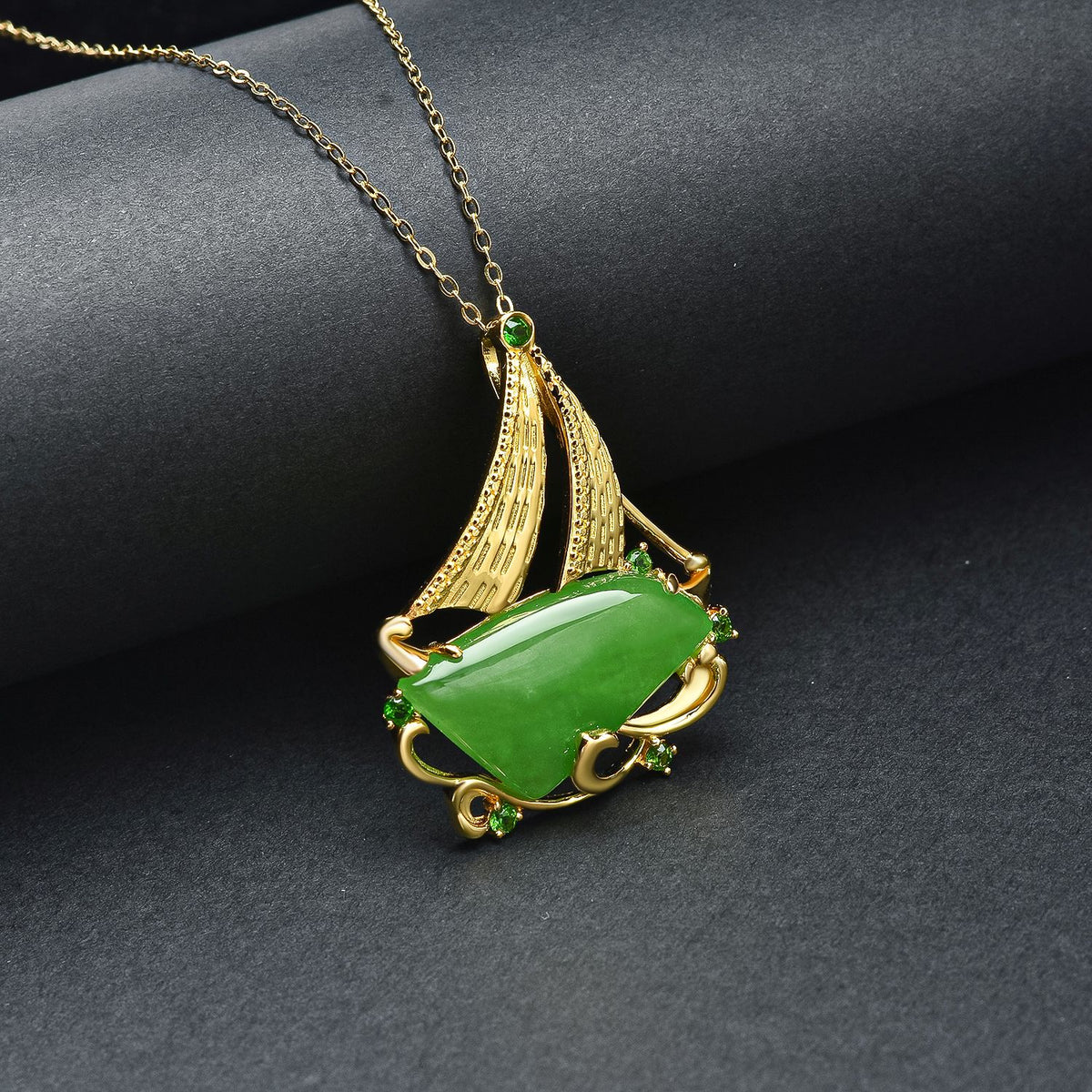 Grüne Jade und Natürlicher Chromdiopsid Anhänger mit Kette 45 cm 925 Silber rhodiniert ca. 10,69 ct