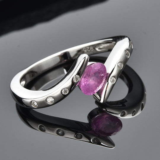 Ilakaka Rosa Saphir (Fissure gefüllt) und Zirkon Bypass Ring 925 Silber rhodiniert ca. 0,74 ct