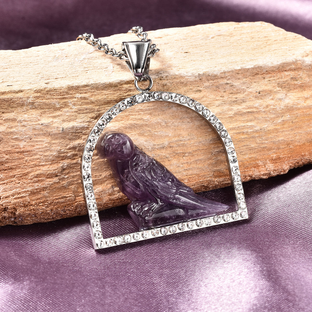 Afrikanischer Amethyst und Kristall Spatz-Anhänger mit Kette, 50 cm in Edelstahl ca. 17,10 ct