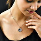 Weißer Zirkon und schwarzer Spinell Anhänger mit Kette, 925 Silber platiniert ca. 2,12 ct