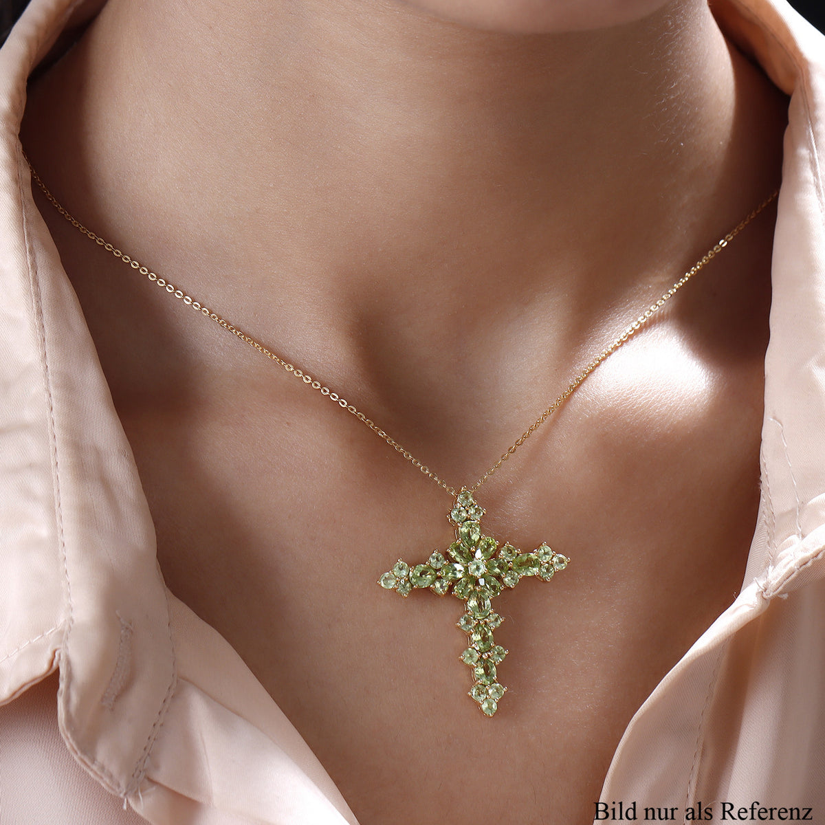 Peridot Kreuz-Anhänger mit Kette, 925 Silber vergoldet ca. 5,55 ct