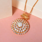 Natürlicher, äthiopischer Opal-Anhänger mit Kette, 925 Silber vergoldet ca. 6.69 ct