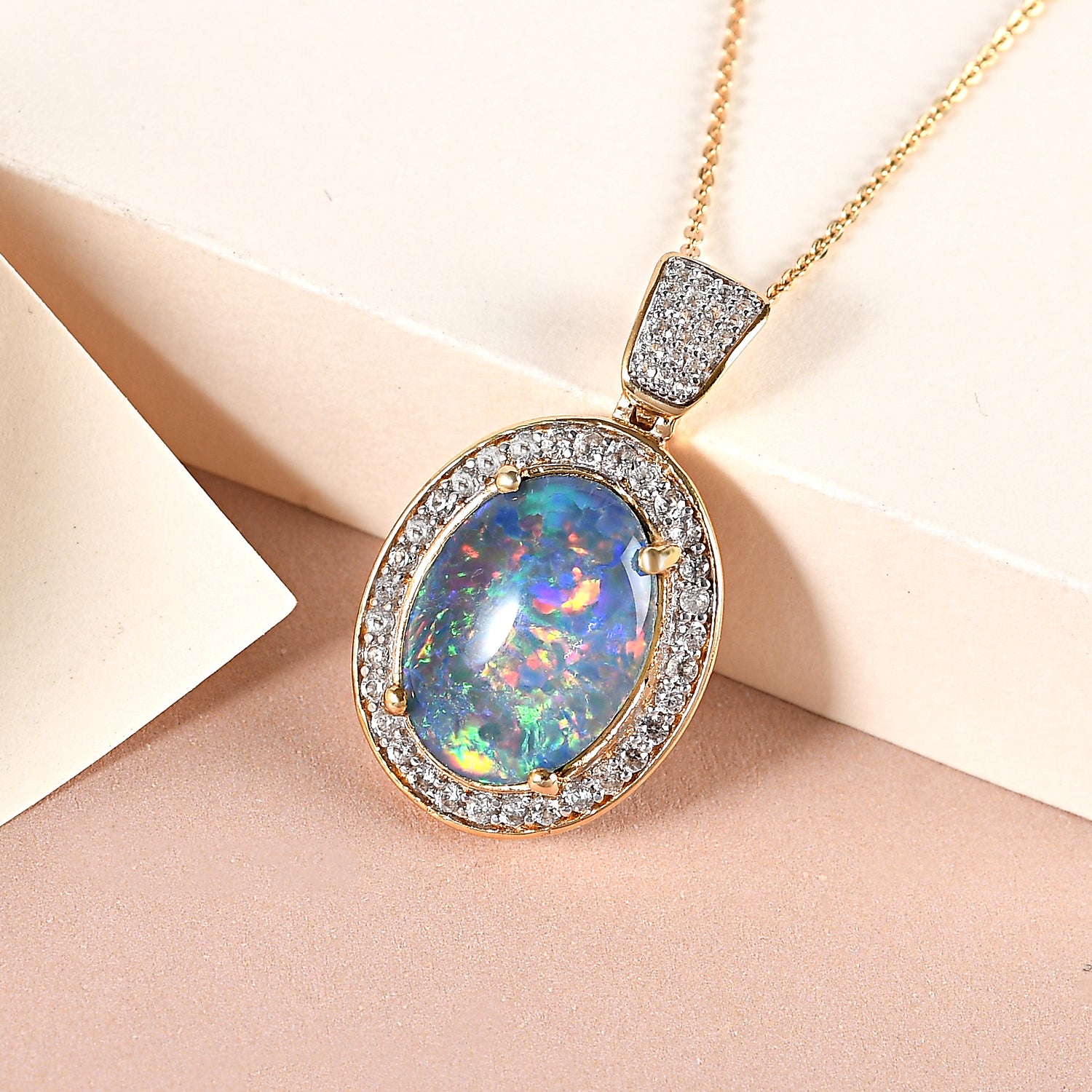 Boulder Opal Triplett und weißer Zirkon-Anhänger mit Kette, 925 Silber vergoldet ca. 5.80 ct
