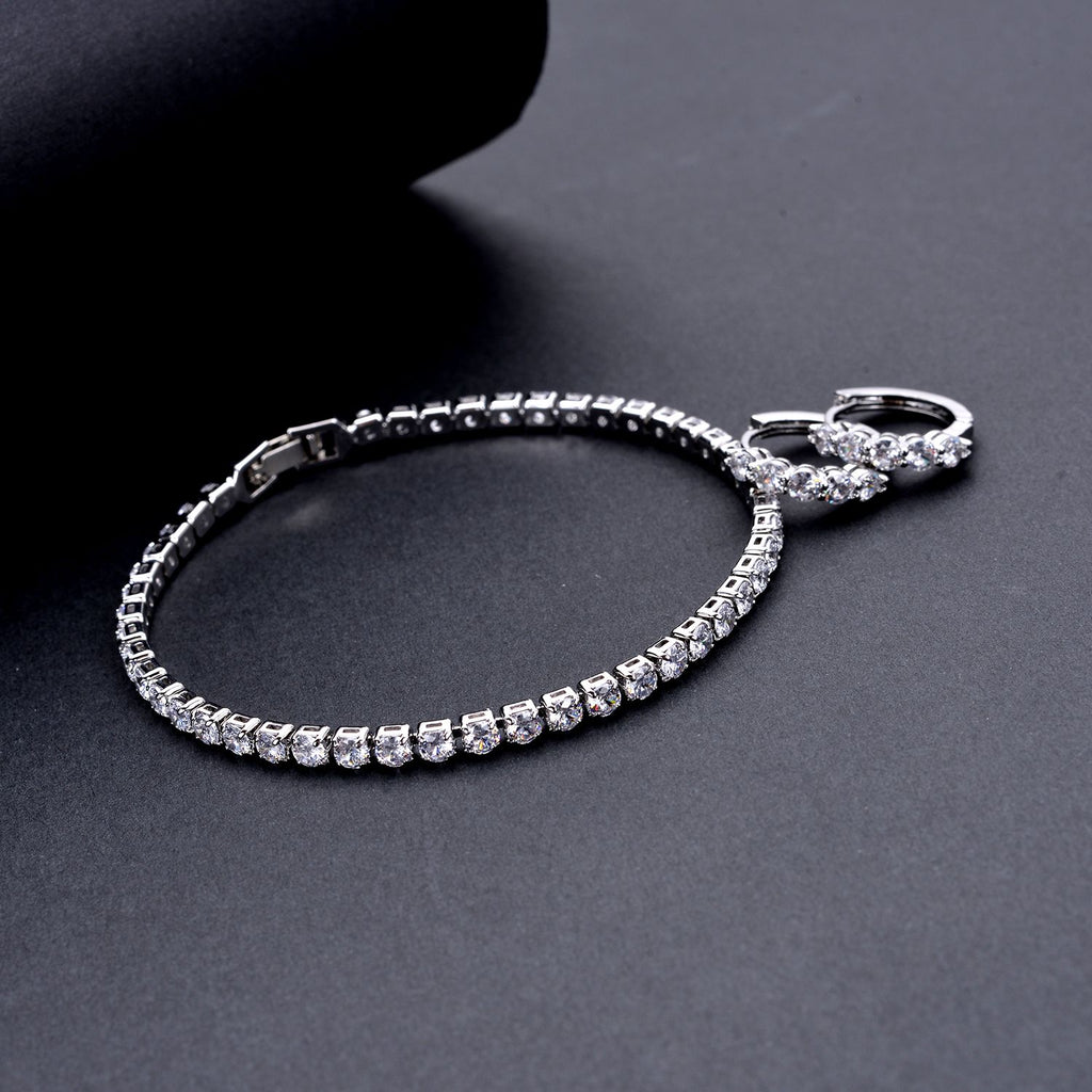 Weißes Zirkonia-Armband und Creolen, reines Messing ca. 15,50 ct