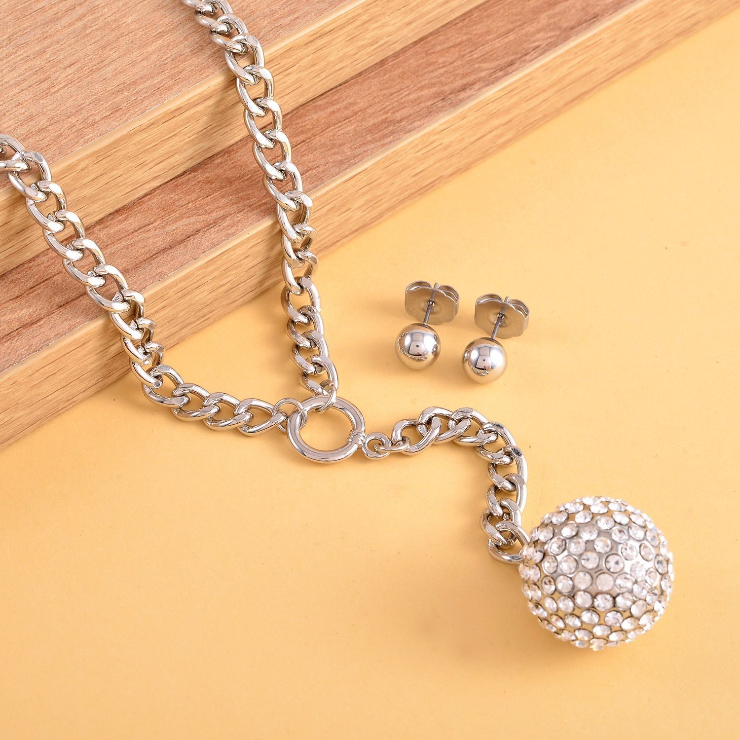 2er Set - Weißes Kristall-Collier und Ohrstecker, ca. 50 cm, silberfarben