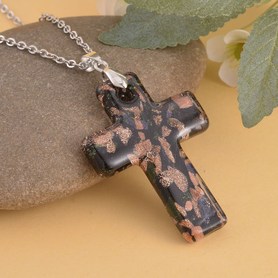 Mehfarbiger Murano-Stil Glas Kreuz-Anhänger mit 60cm Kette, Weiß