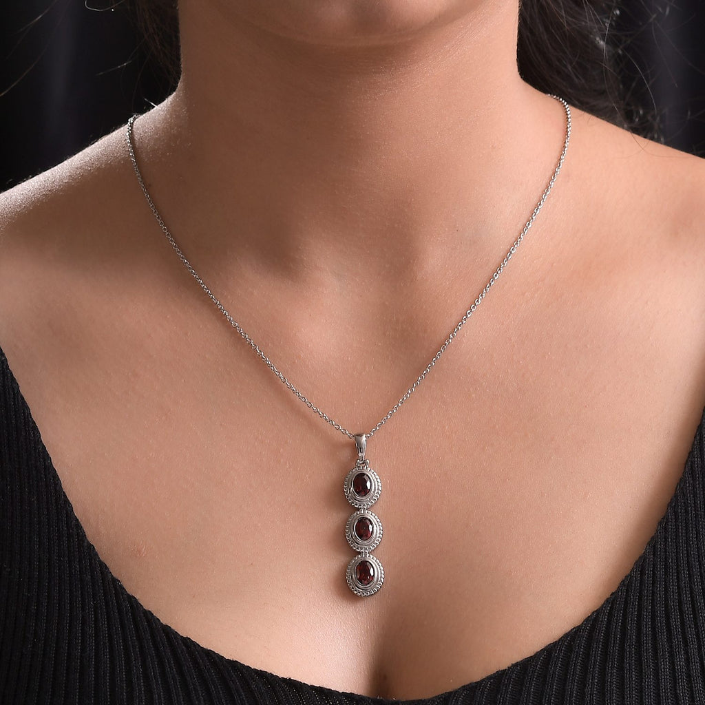Roter Granat Anhänger mit Kette im Schmuckset, Edelstahl ca. 2,25 ct
