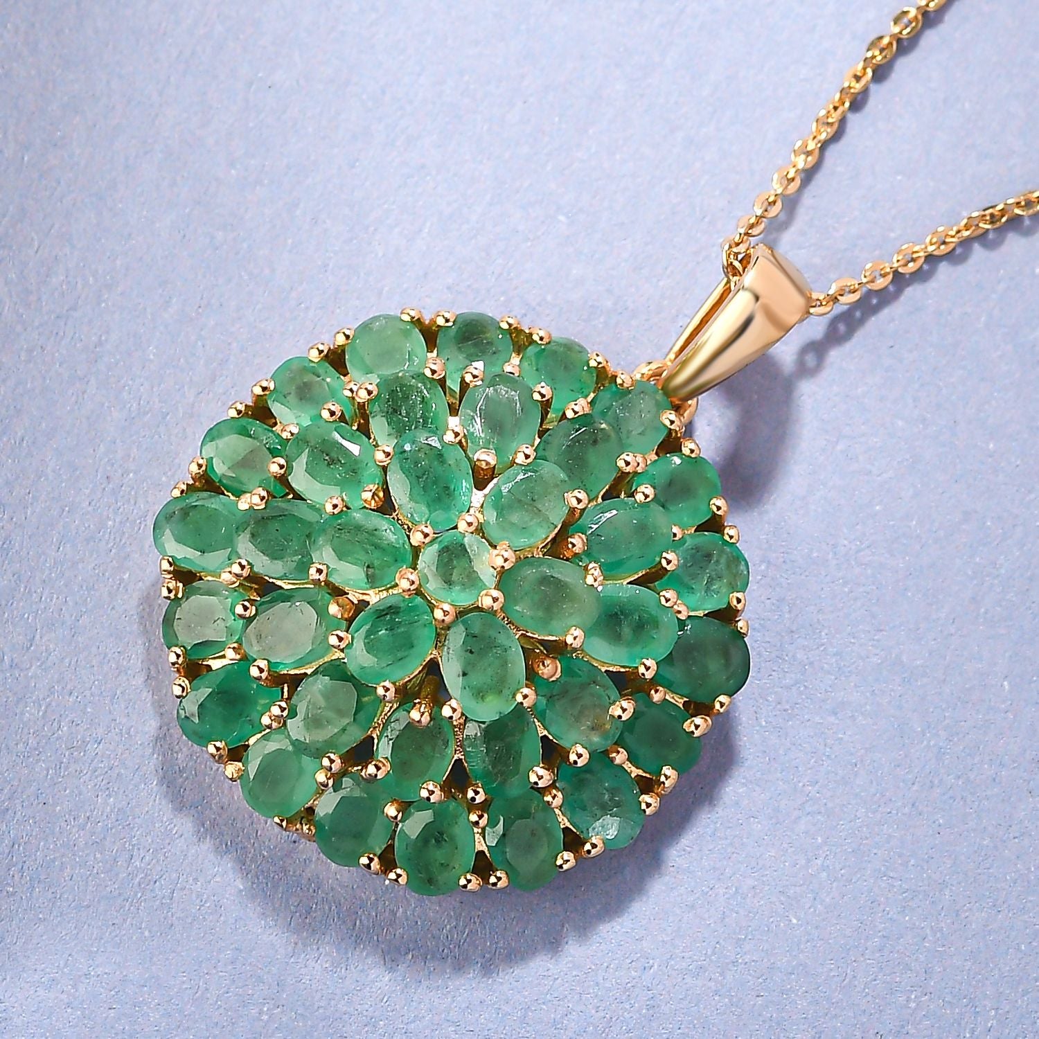 Kagem sambischer Smaragd-Anhänger mit Kette, ca. 50 cm, 925 Silber vergoldet ca. 6.20 ct