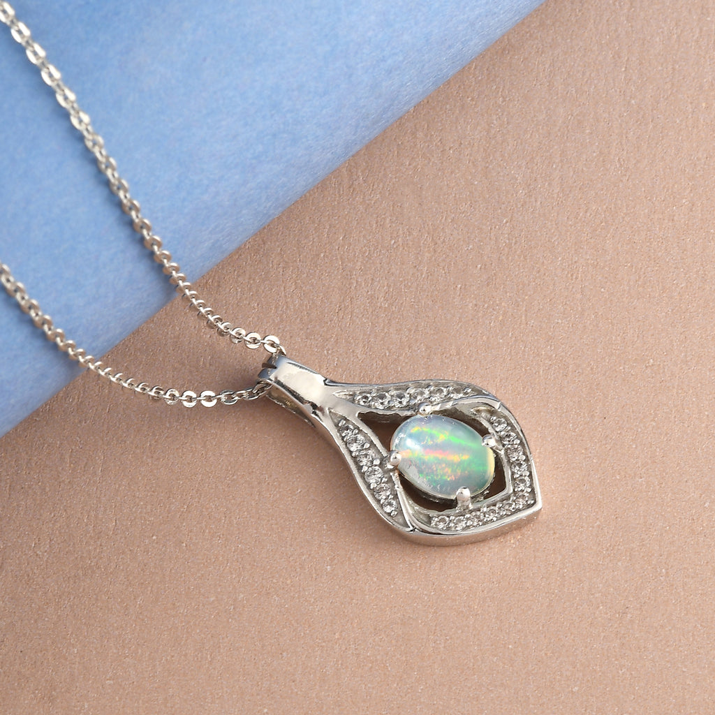 Natürlicher, äthiopischer Opal und weißer Zirkon-Anhänger mit Kette, 925 Silber platiniert ca. 0,69 ct