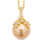 Goldene Muschelkernperle, weißer Zirkonia, Anhänger mit Kette, Messing, Edelstahl, ca., goldfarben 0.25 ct
