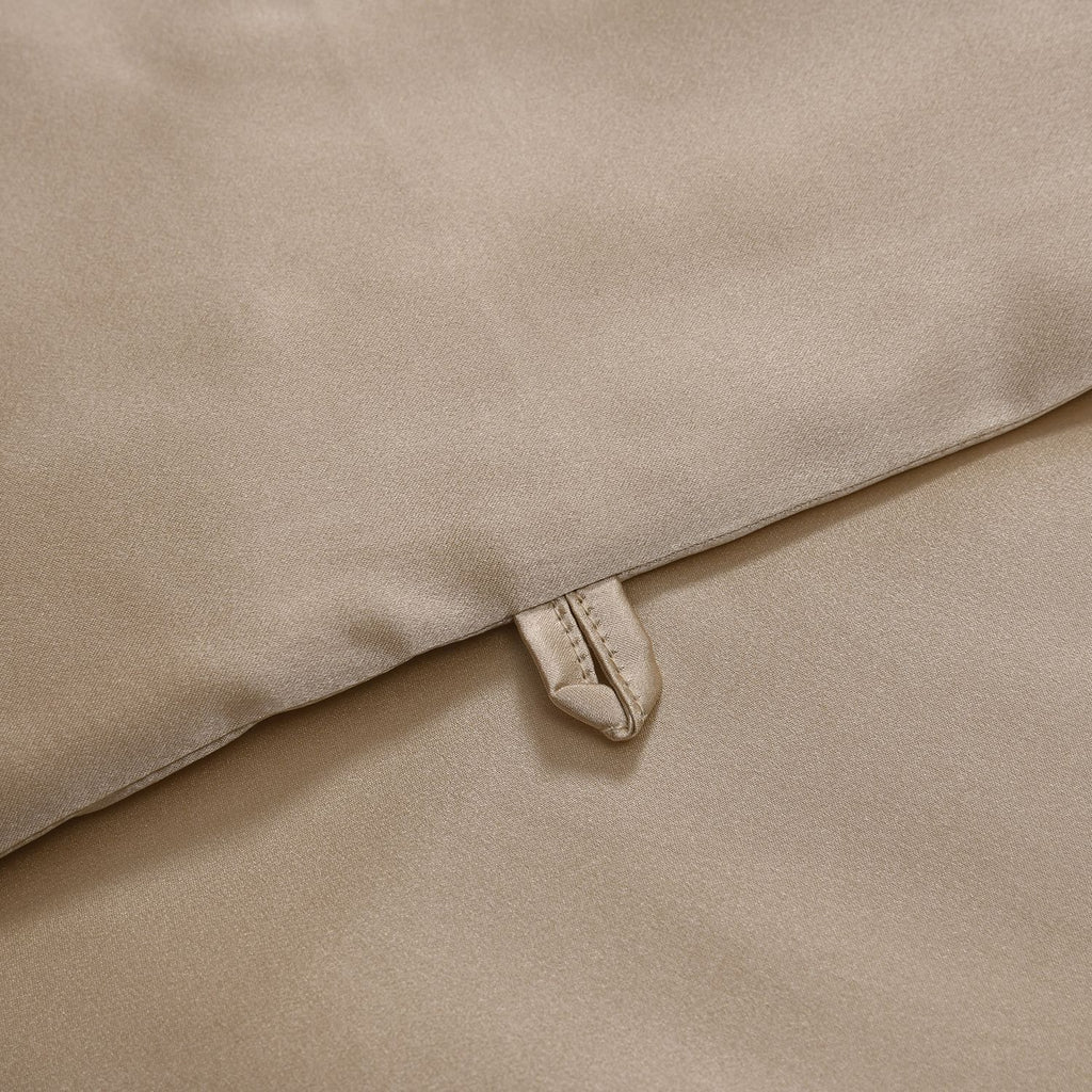 Serenity Night - 100% Maulbeerseide Sommerseidendecke mit Seidenfüllung Daunenkissen und Seidenkissenbezug Beige