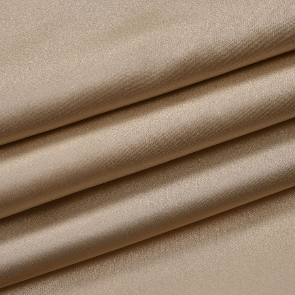 Serenity Night - 100% Maulbeerseide Sommerseidendecke mit Seidenfüllung Daunenkissen und Seidenkissenbezug Beige