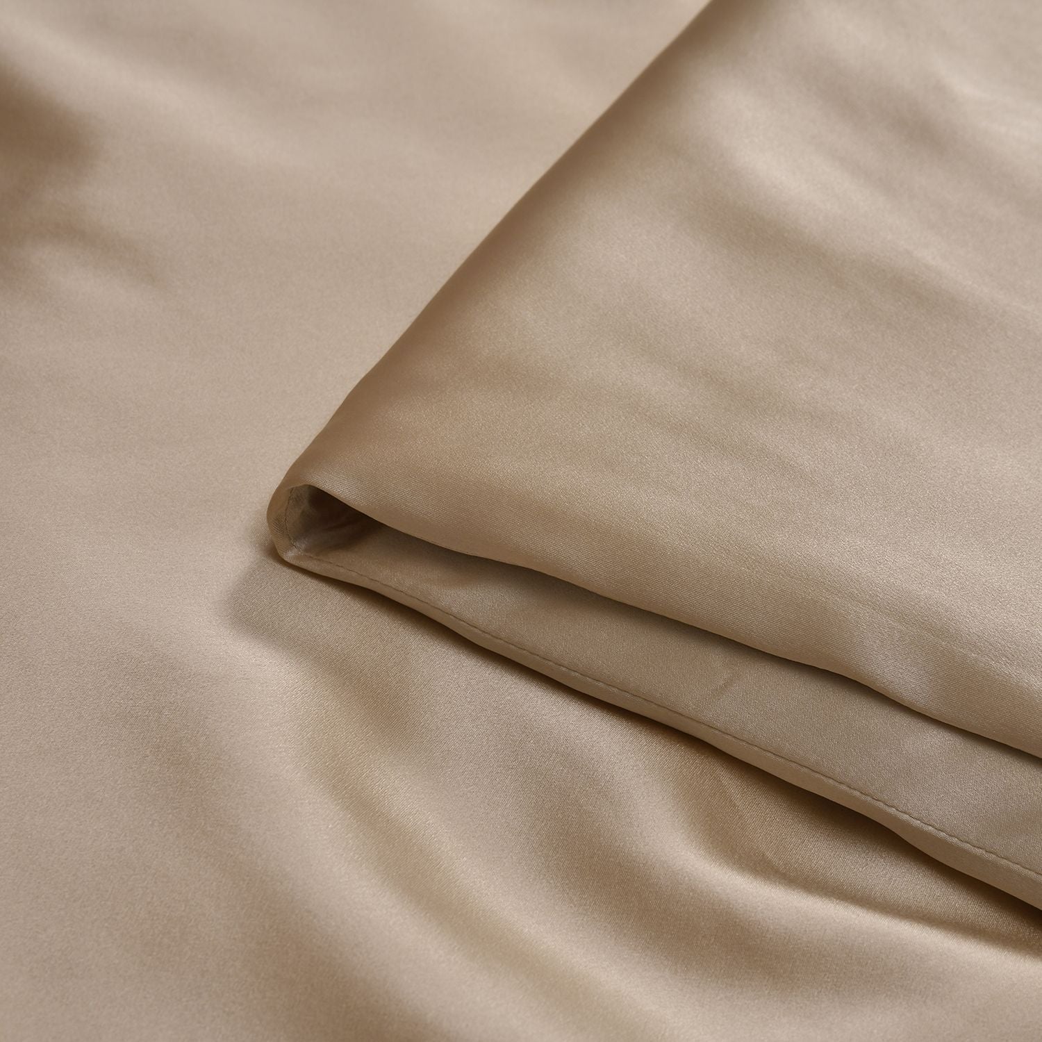 Serenity Night - 100% Maulbeerseide Sommerseidendecke mit Seidenfüllung Daunenkissen und Seidenkissenbezug Beige