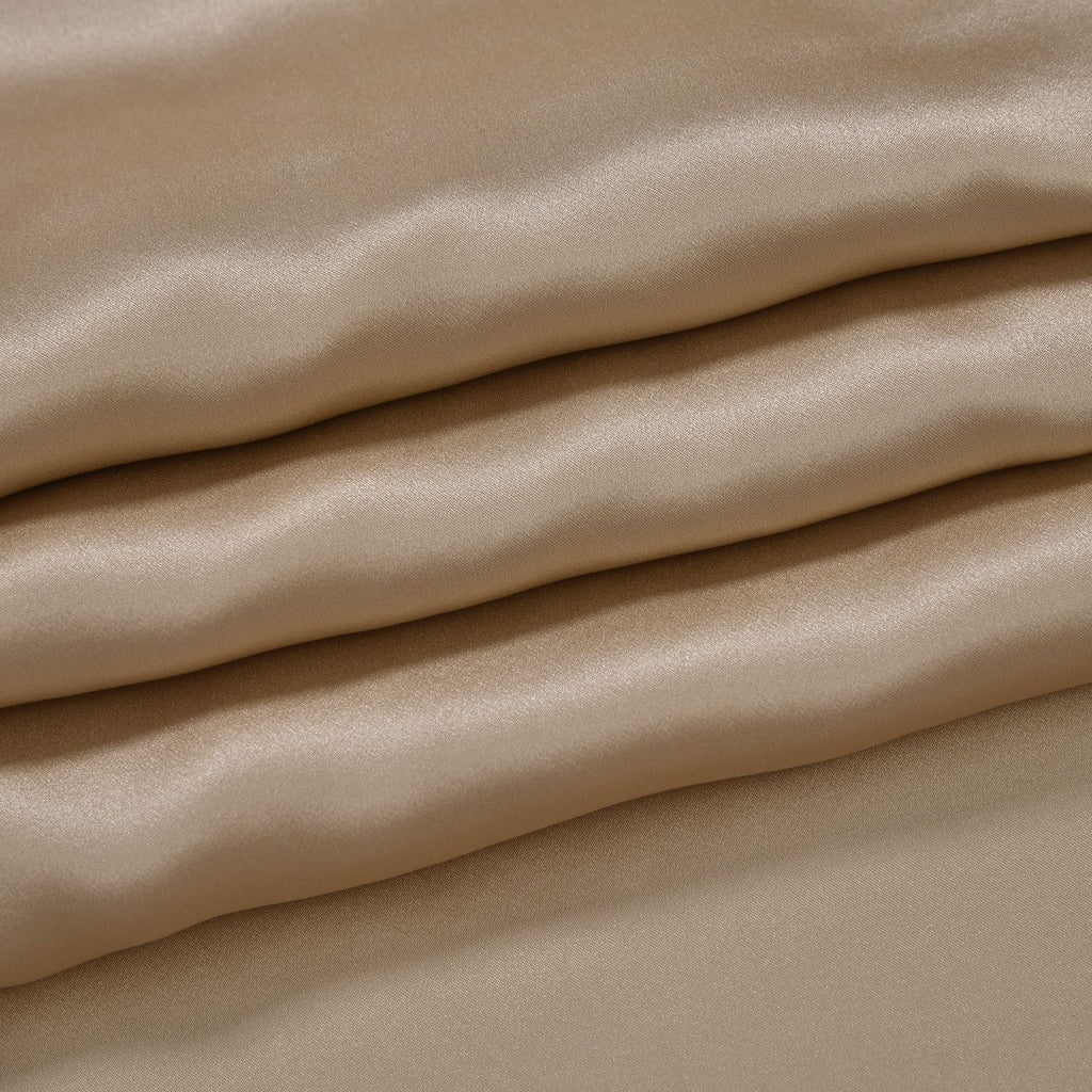 Serenity Night - 100% Maulbeerseide Sommerseidendecke mit Seidenfüllung Daunenkissen und Seidenkissenbezug Beige