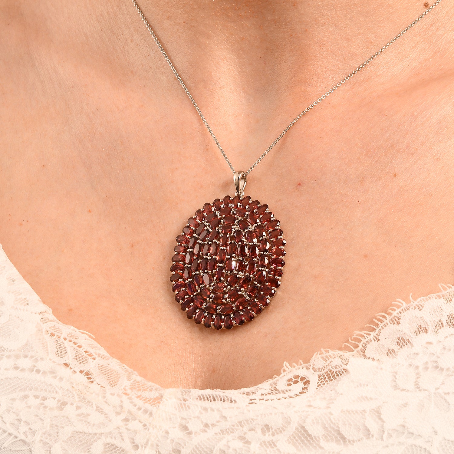 Roter Granat Schmuckset 925 Silber rhodiniert ca. 22,59 ct.