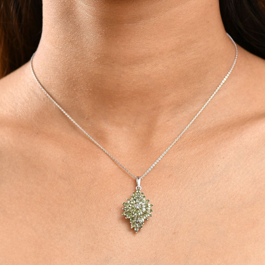 Natürlicher grüner Apatit Anhänger mit Kette ca. 50 cm, 925 Silber rhodiniert ca. 2.50 ct