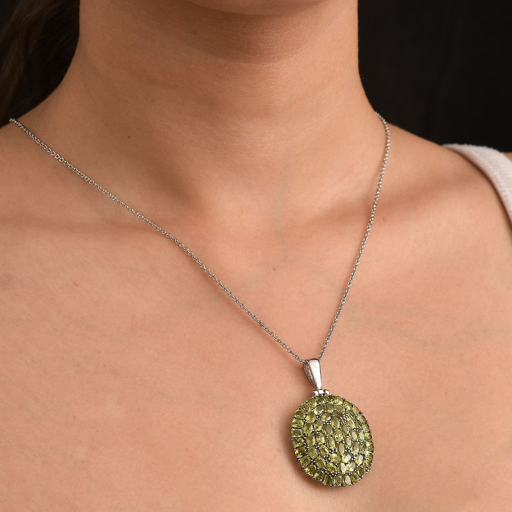 Natürlicher Peridot Anhänger mit Kette ca. 50 cm, 316L Edelstahl ca. 9.44 ct