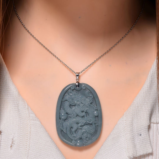 Natürlicher Olmek Jadeit Anhänger mit Kette ca. 50 cm, 925 Silber rhodiniert ca. 105.00 ct