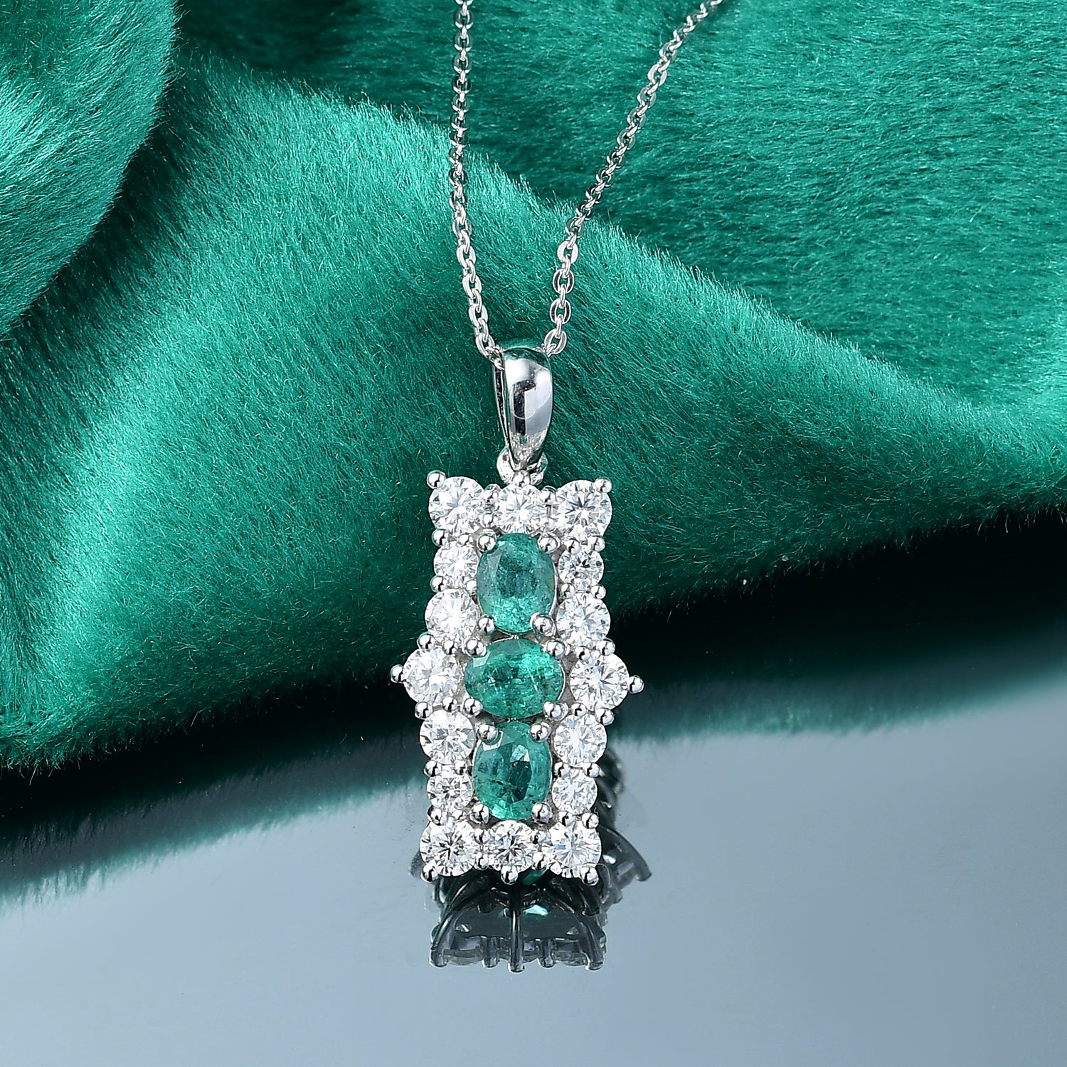 AAA Smaragd, Moissanit Schmuckset 925 Silber rhodiniert ca. 2,47 ct.