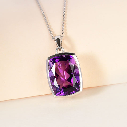 Natürlicher, marokkanischer Amethyst-Anhänger mit Kette, 925 Silber platiniert ca. 10.70 ct