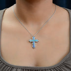 Natürlicher, äthiopischer Welo Opal Kreuz-Anhänger mit Kette, Edelstahl ca. 0.89 ct