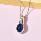 Blauer Stern Saphir (Diffundierter), weißer Zirkon Anhanger mit Kette, 925 Silber platiniert ca. 2.16 ct