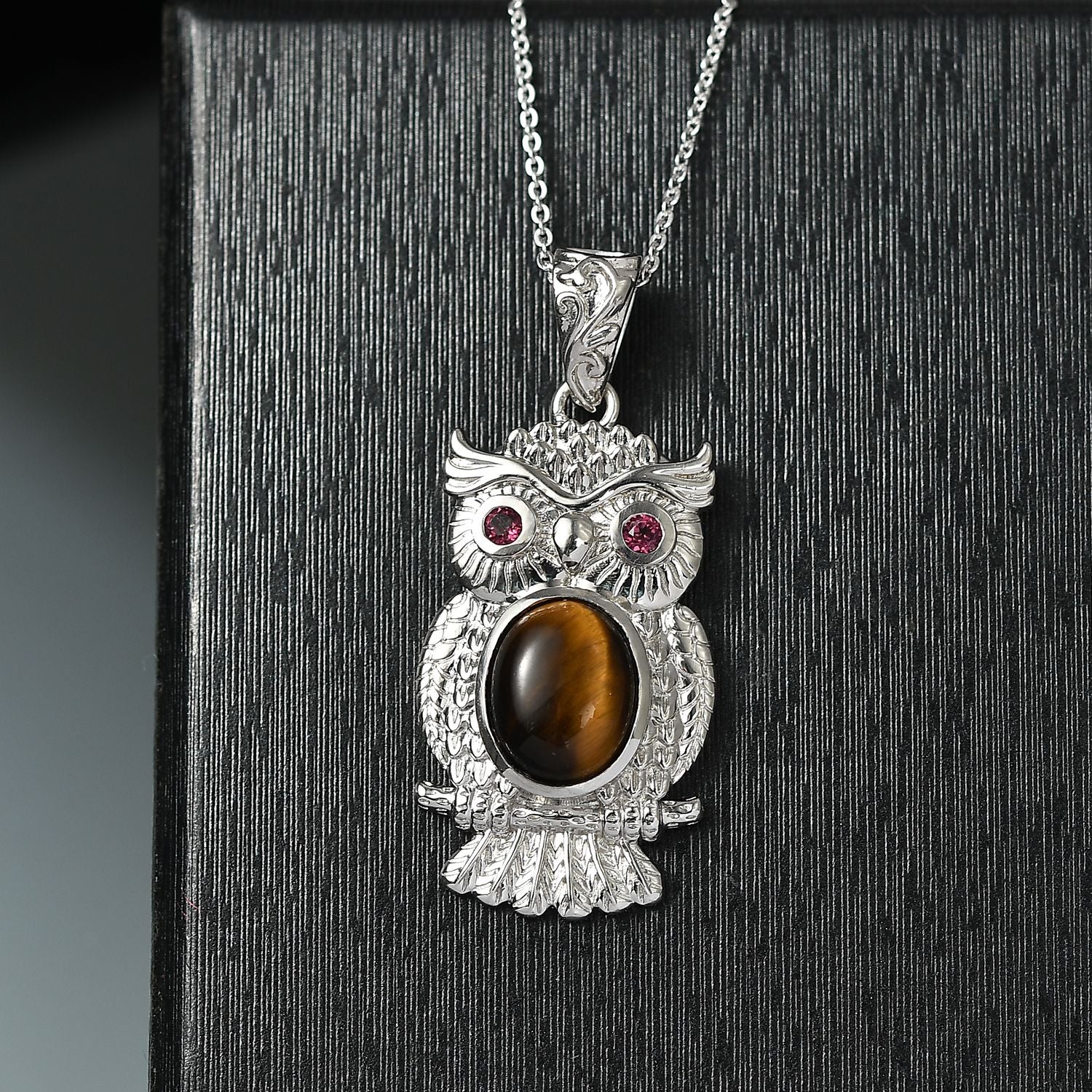 Tigerauge, Rhodolith Granat Schmuckset ca. 2.87 ct