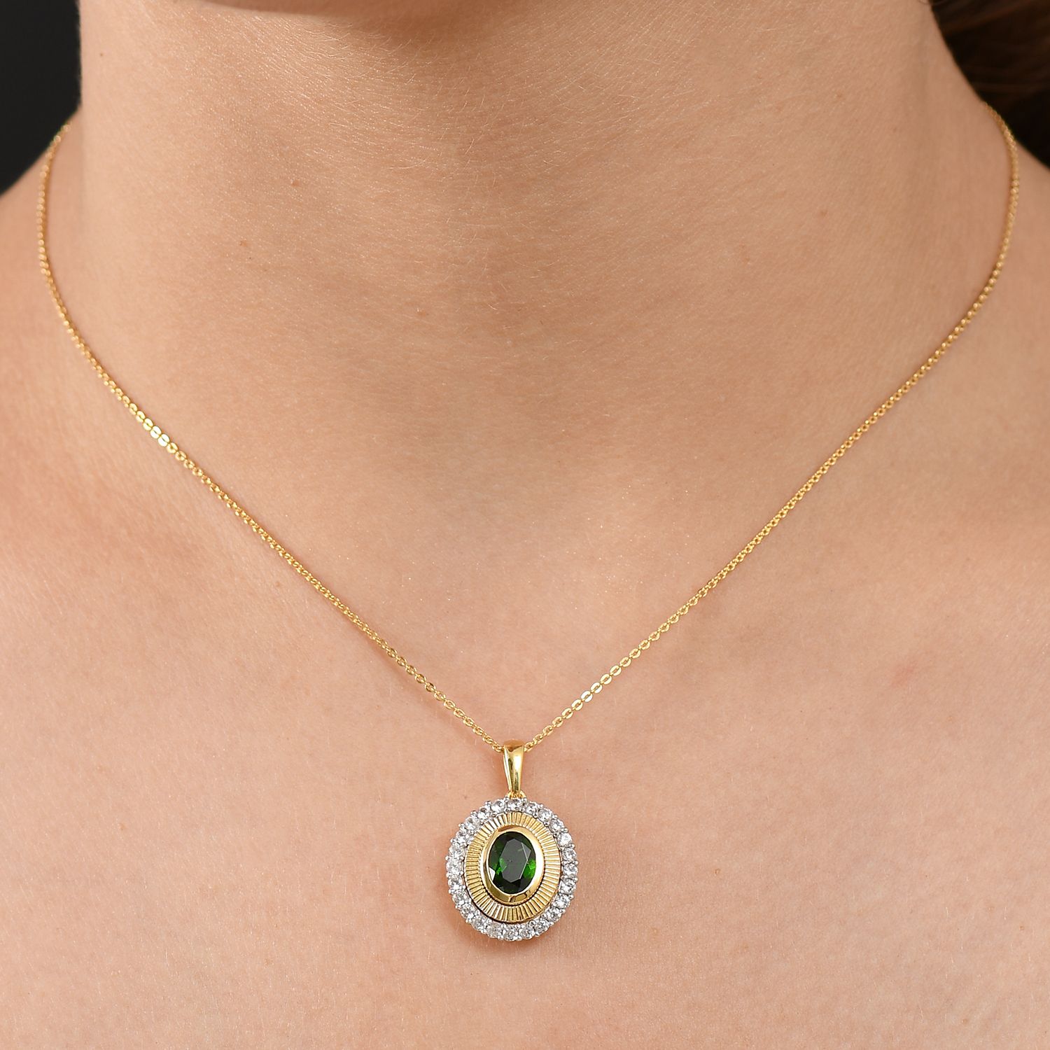 D'joy Natürlicher Chromdiopsid, Weißer Zirkon Anhänger mit Kette ca. 50 cm, 925 Silber 750 Gelbgold Vermeil ca. 2.07 ct