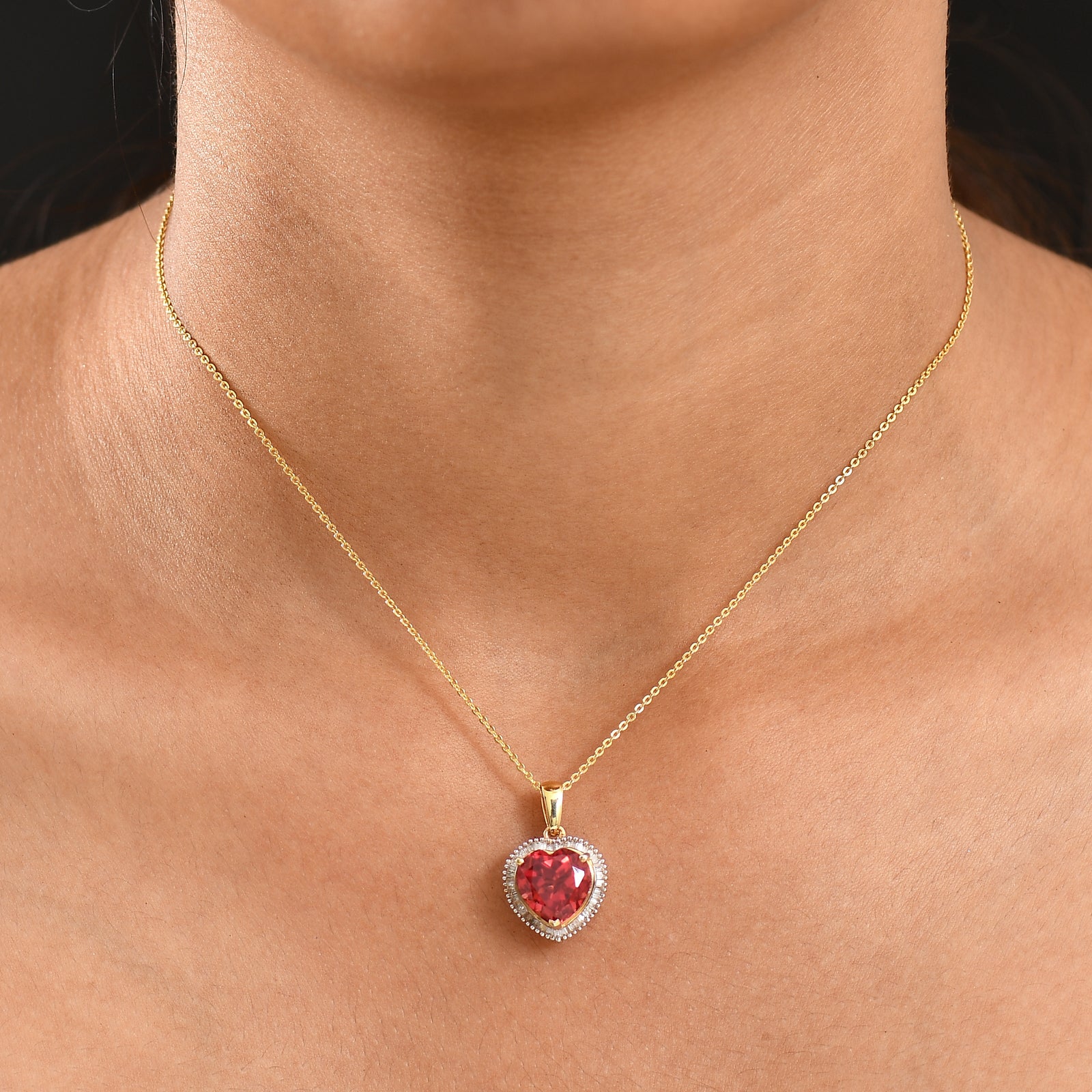 D'Joy Lab Grown Padparadscha-Saphir, Weißer Diamant Anhänger mit Kette, ca. 50 cm 925 Silber 750 Gelbgold Vermeil ca. 5.40 ct