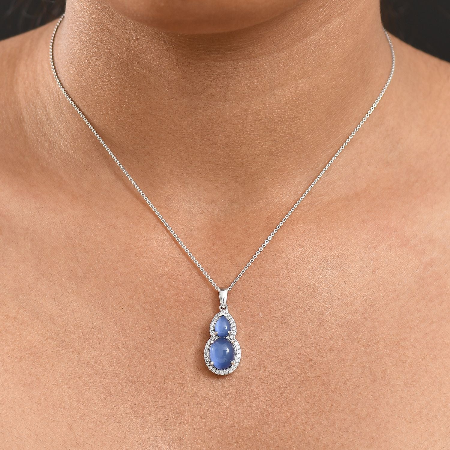 D'Joy Aurora Mondstein Anhänger mit Kette, ca. 50 cm 925 Silber rhodiniert ca. 4.22 ct