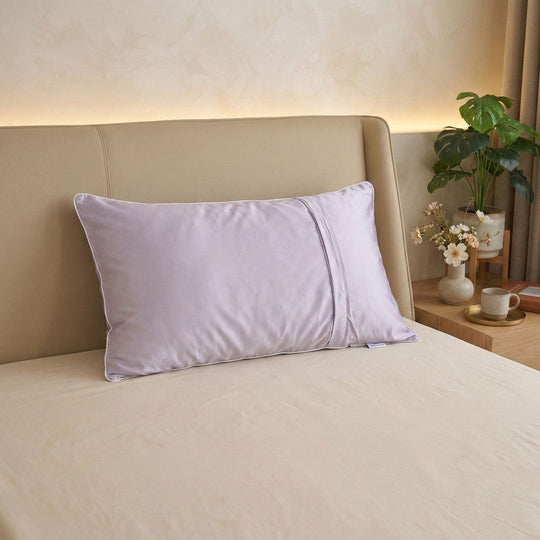 SERENITY NIGHT High-Tech Cooling-Steppdecken-Set mit edler, temperaturregulierender Maulbeeren-Seiden-Füllung und MOP Knöpfe, 135x200 - 40x80 cm, Flieder