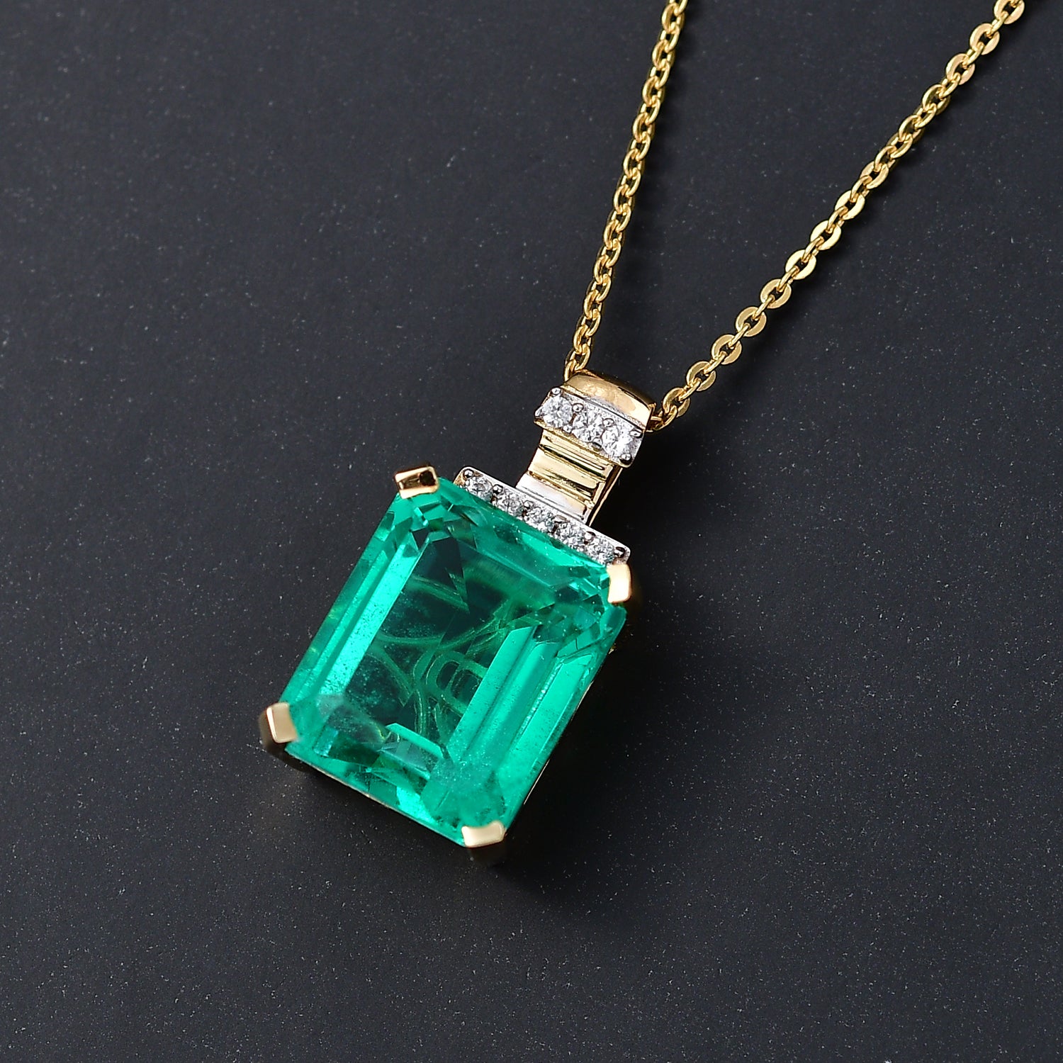 D'Joy Smaragd-Quarz Triplette, Weißer Zirkon Schmuckset ca. 50 cm 925 Silber 750 Gelbgold Vermeil ca. 7,21 ct.