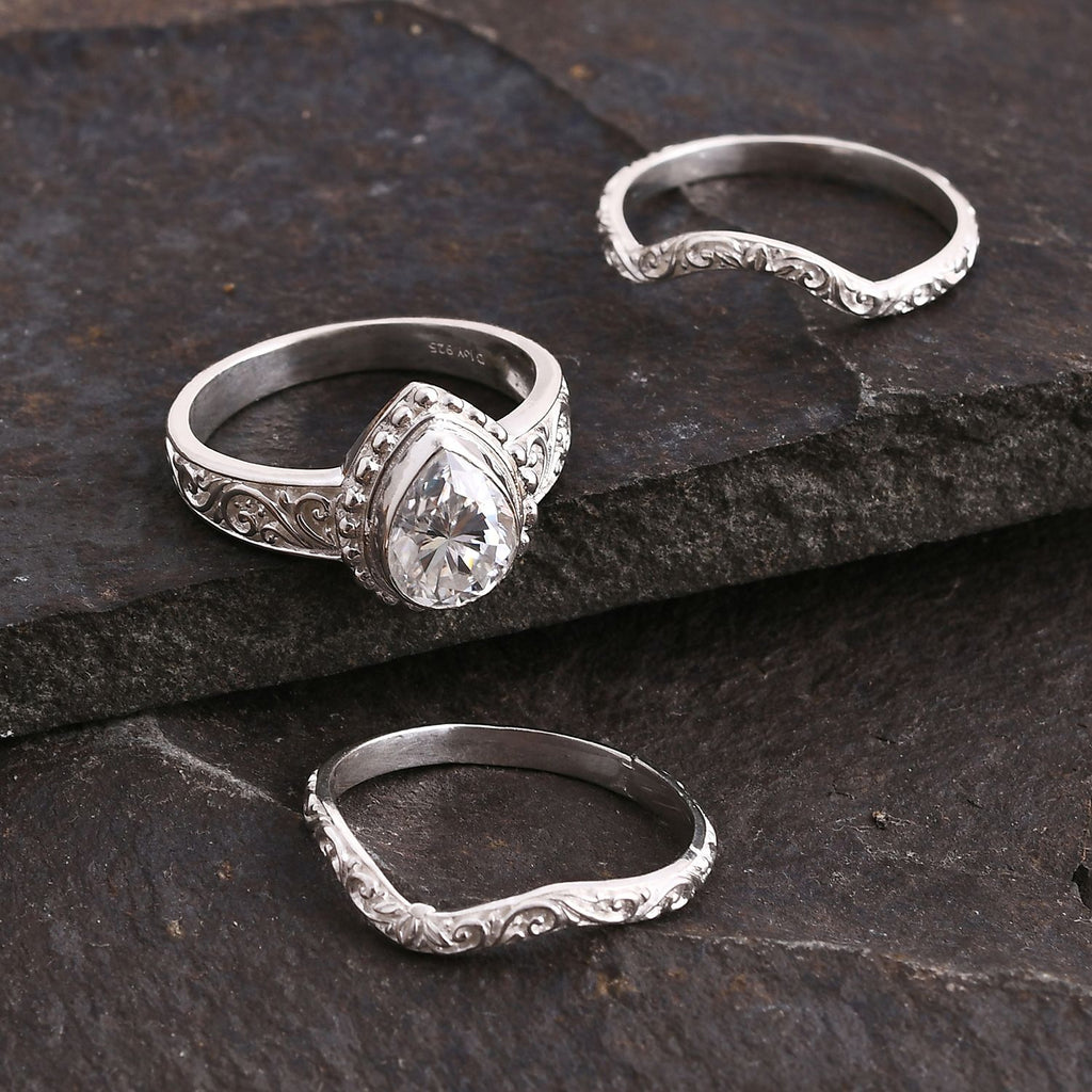 D'Joy Royal Bali Tropfenschliff Moissanit Ringe und Anhänger in 925 Silber