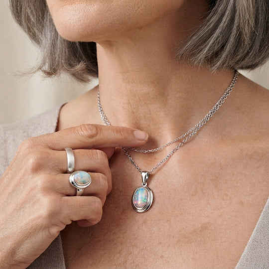 EverTrue AA natürliches, äthiopisches Welo Opal Schmuckset, Edelstahl und Bronze mit Platin E-Beschichtung - 2,50 ct.