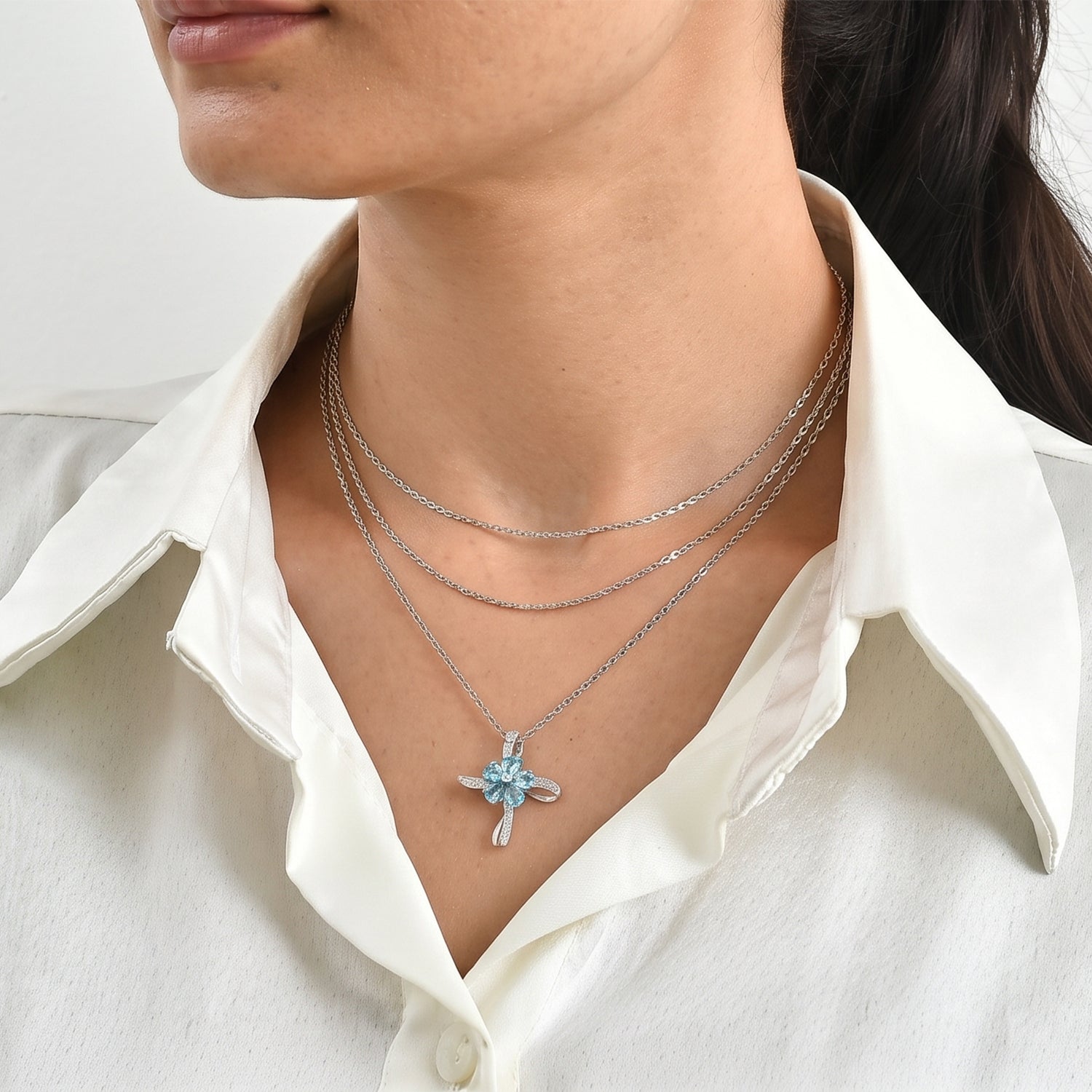 D'Joy AA blauer Apatit und Zirkon Anhänger mit 50cm Edelstahl Kette, 925 Silber platiniert - 1,40 ct.
