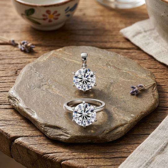 Exklusives Luxuriant Diamond Set: IGI zertifizierte VS-EF Labor-Diamant-Anhänger & Ring in 950 Platin