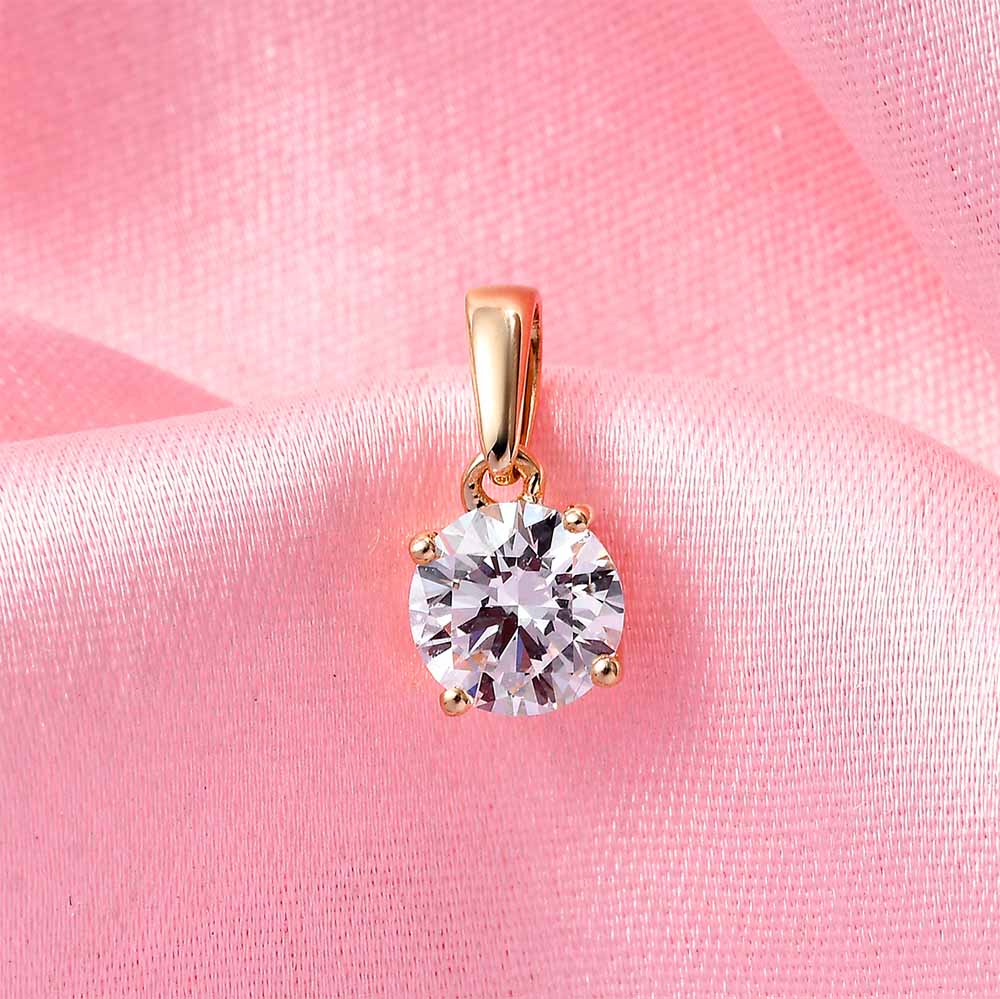 LUXURIANT DIAMOND- SGL zertifizierter VS-EF Labor Diamant Anhänger und Ohrringe in 375 Gelbgold