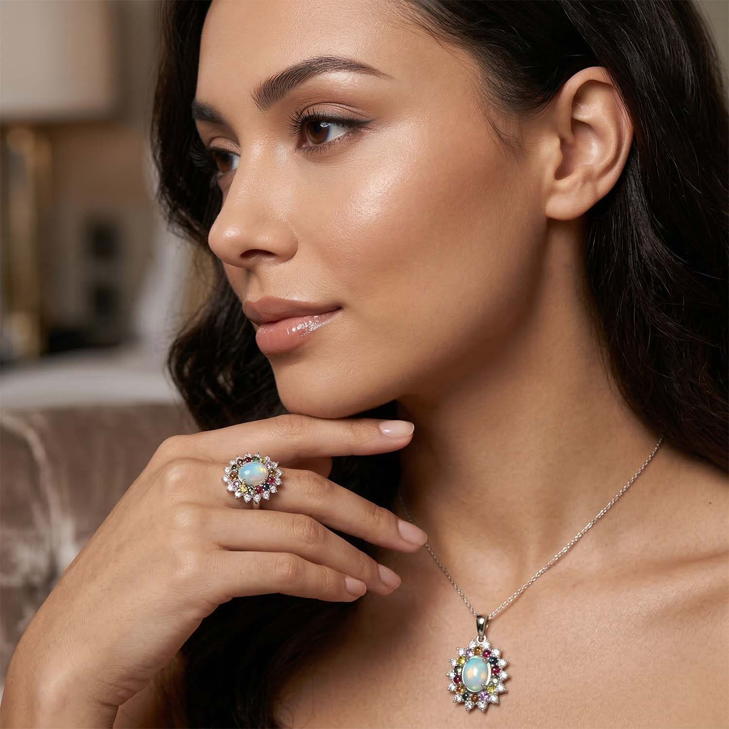 AA äthiopischer Welo Opal, Multi Saphir und Zirkon Ring und Anhänger