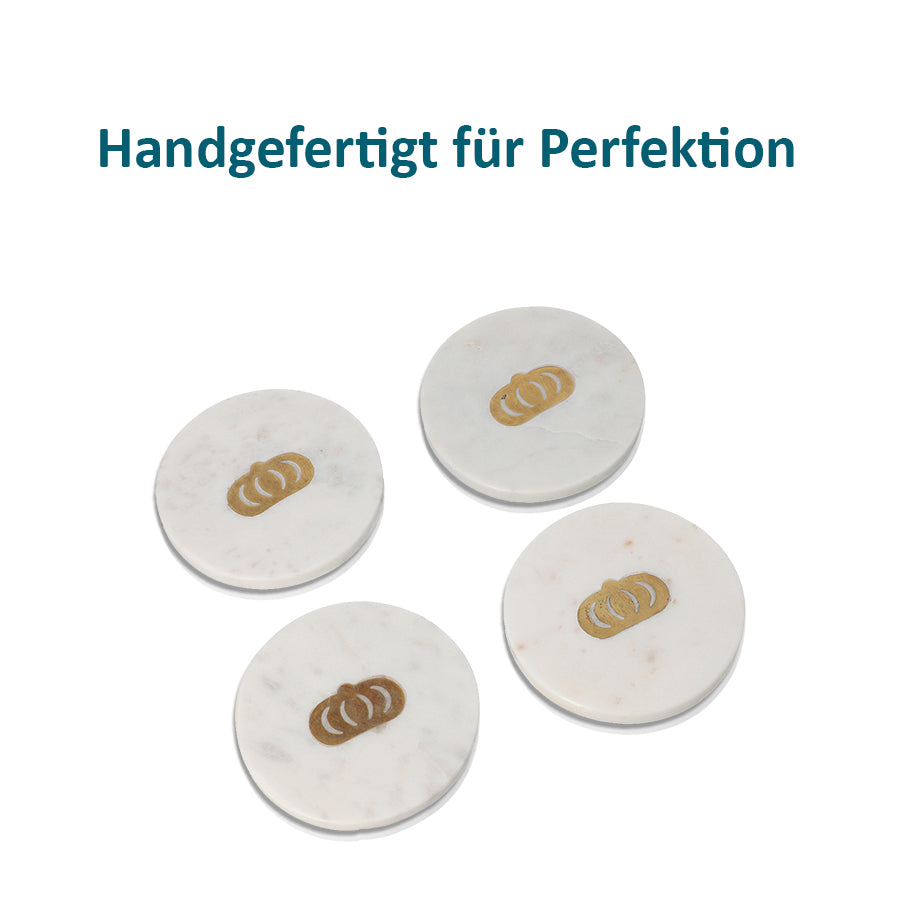 NAKKASHI - 4er-Set, Marmor Untersetzer mit Messingintarsie, Krone, Größe 10x10 cm, Weiß