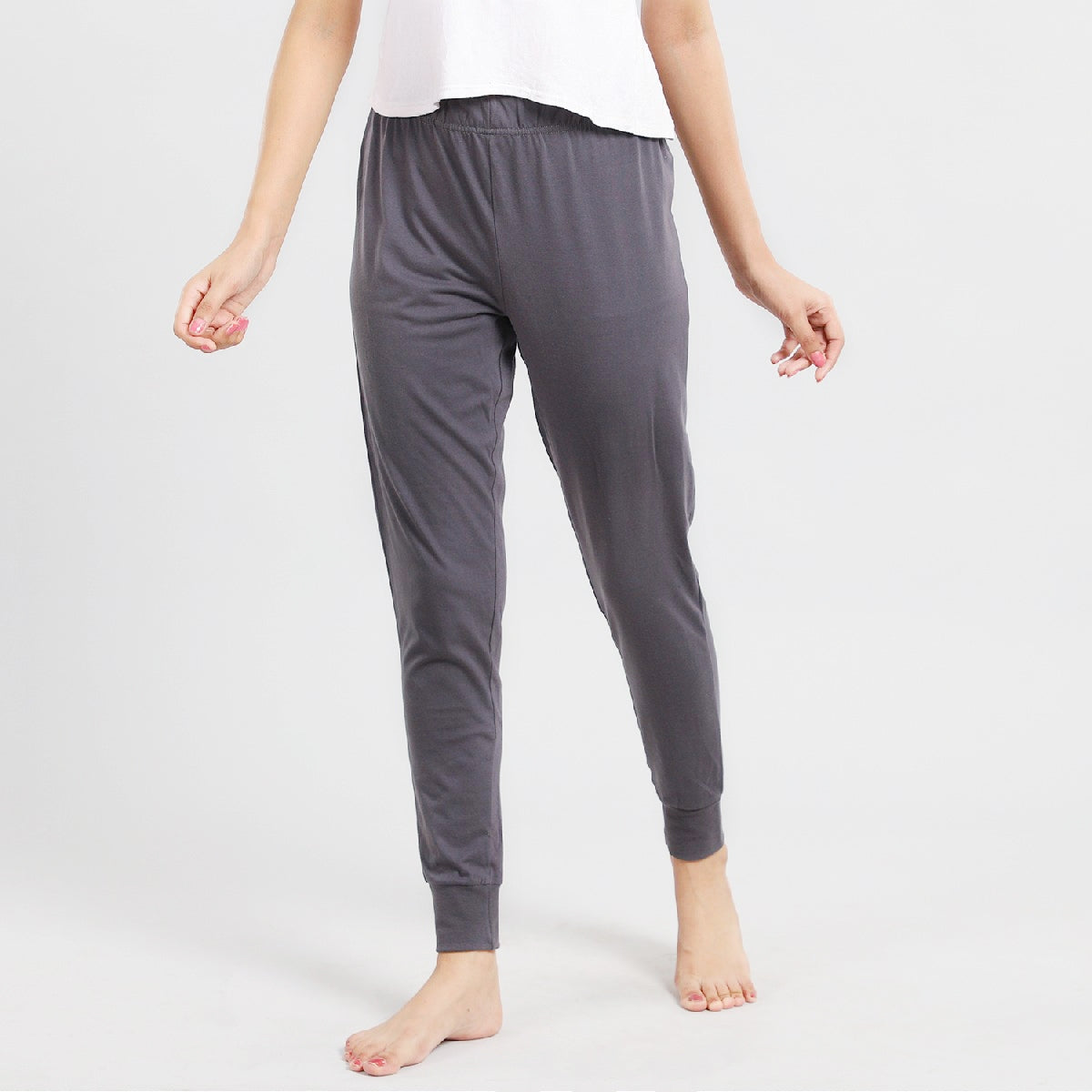 Elastische, eng anliegende Damenhose, Größe L, Grau