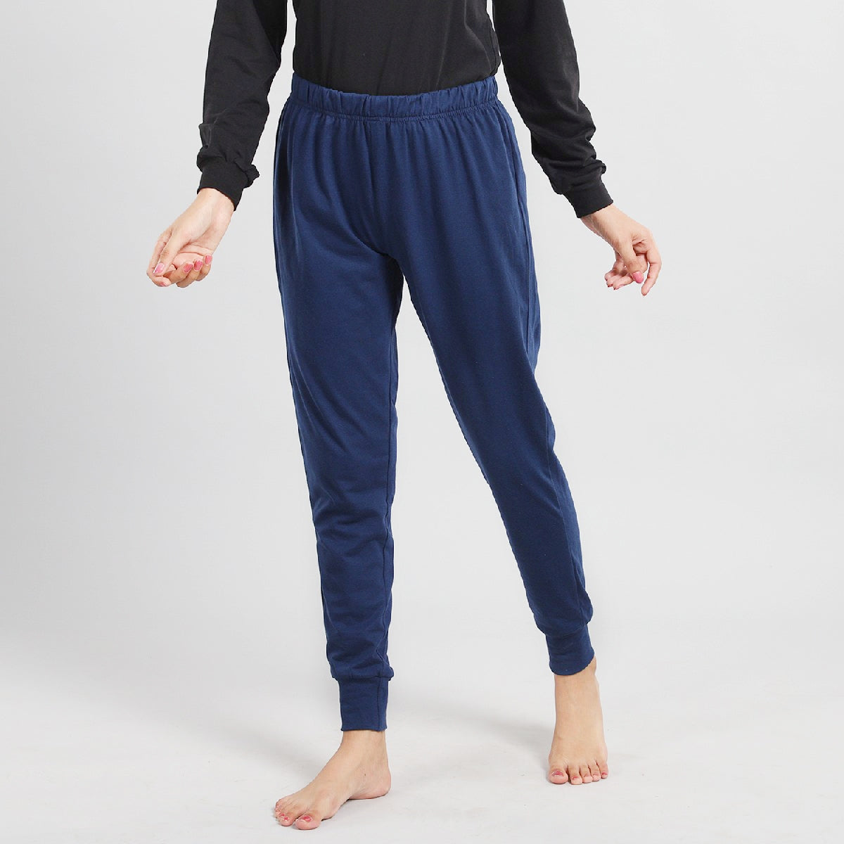 Elastische, eng anliegende Damenhose; Größe L, Dunkelblau