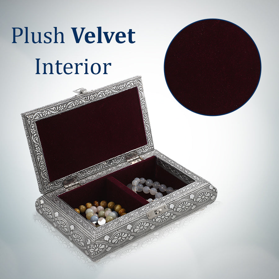 Handgefertigte Aufbewahrungsbox aus Teakholz mit Aluminiumfinish, Antik-Stil, Silber