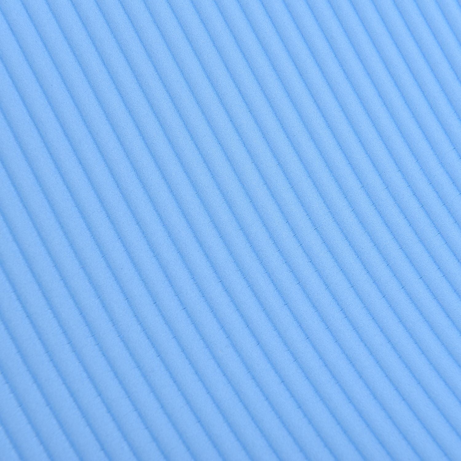 Hellblau