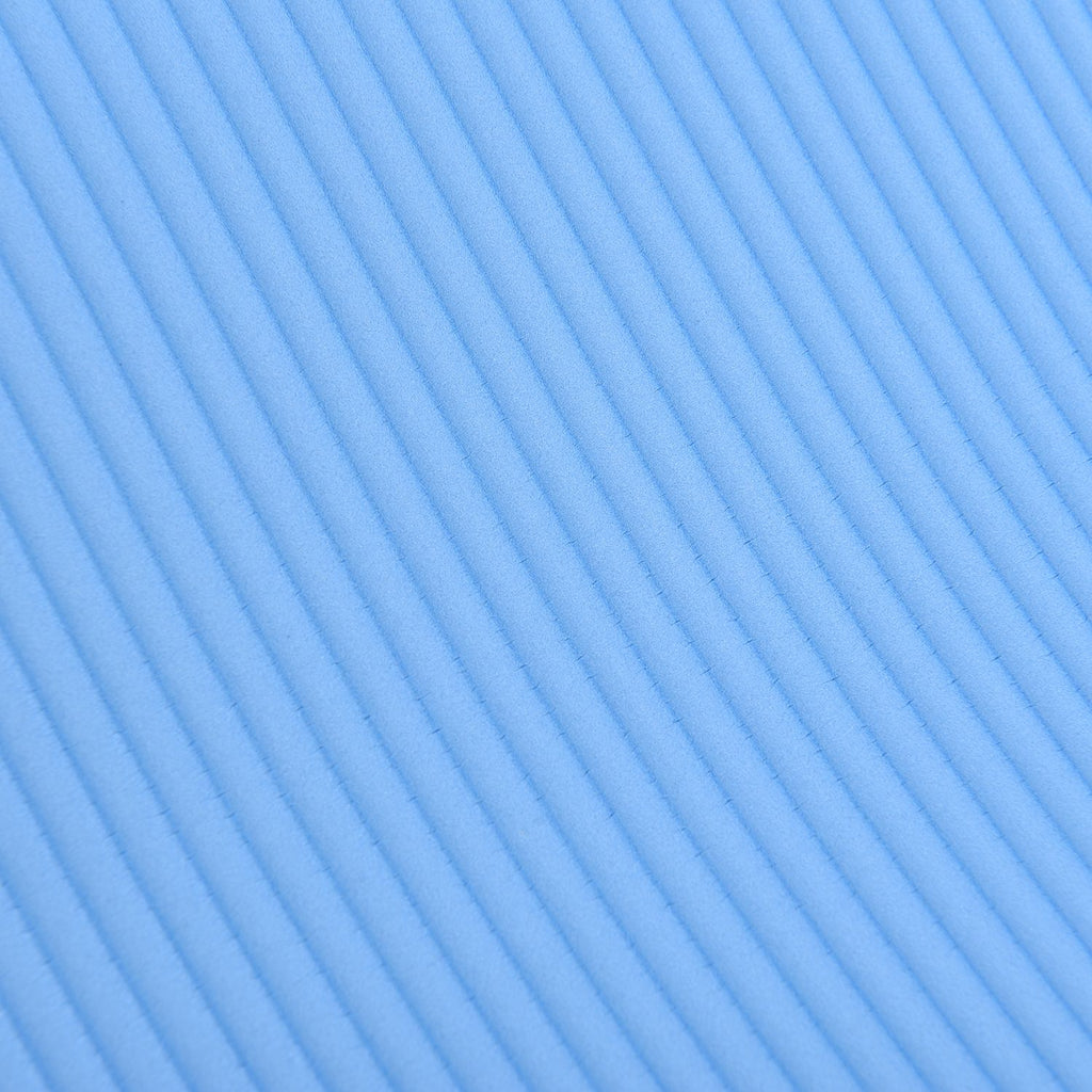 Hellblau