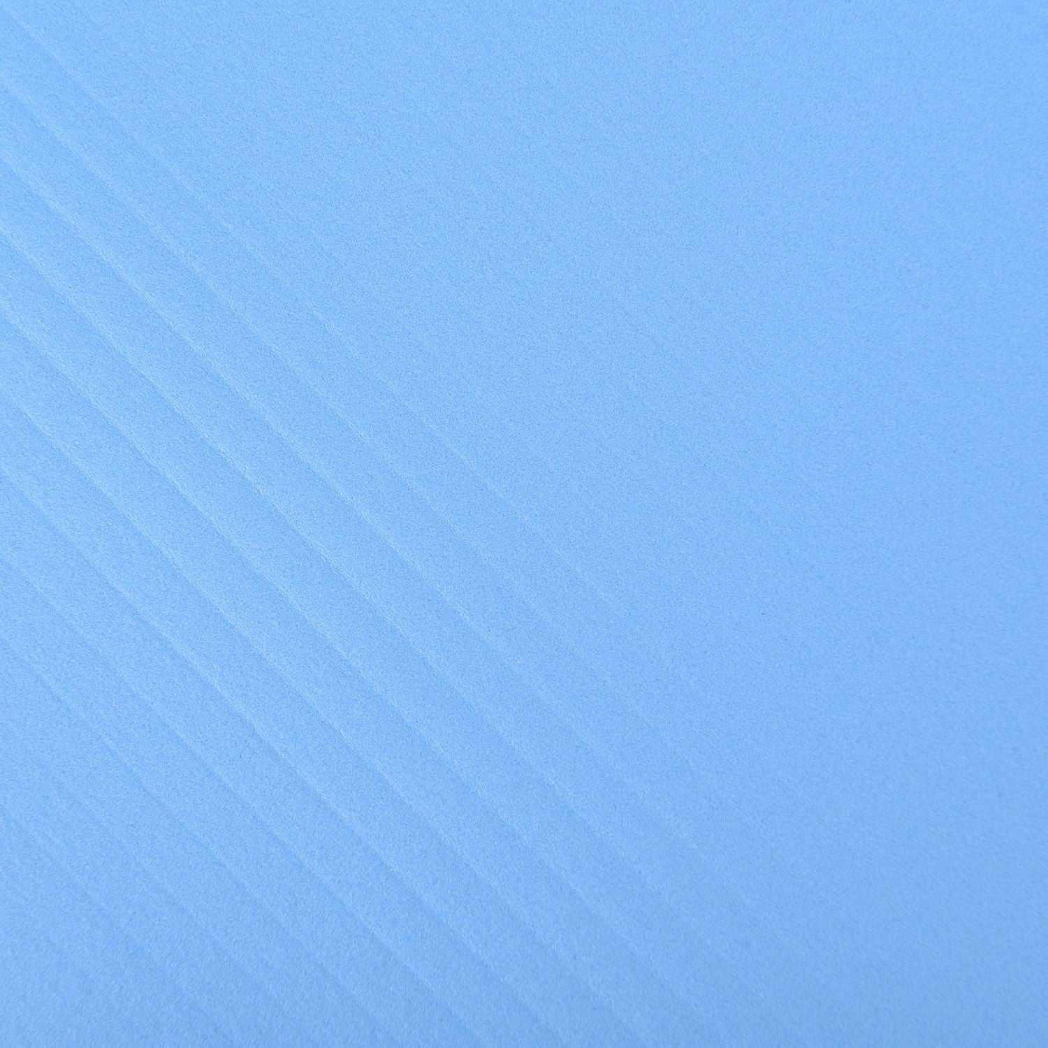 Hellblau
