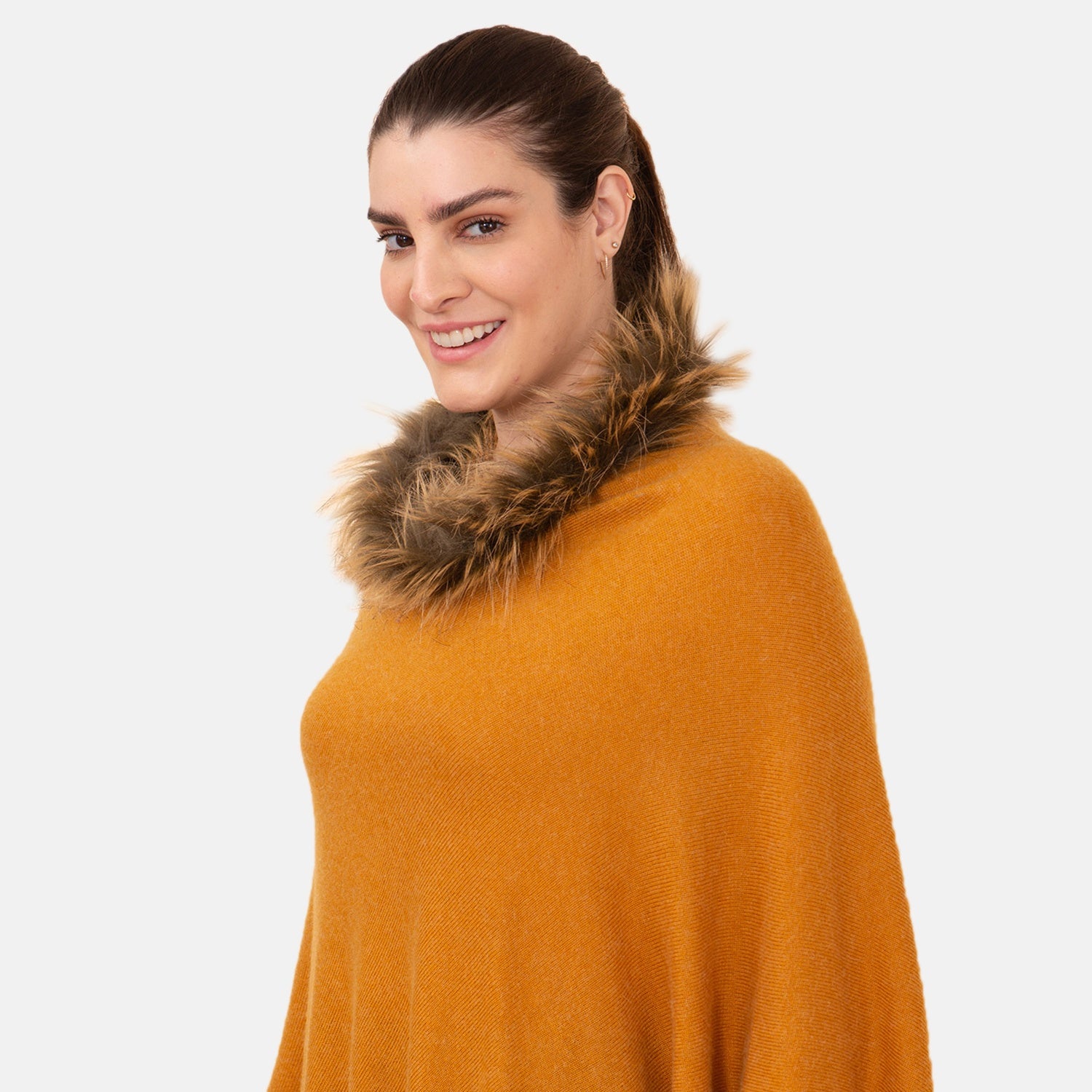 LA MAREY - Kaschmir Poncho mit Kunstfell Bordüre, Senfgelb