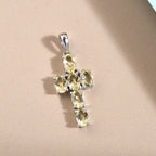 Ouro Verde-Quarz Kreuz-Anhänger, 925 Silber platiniert ca. 2.50 ct