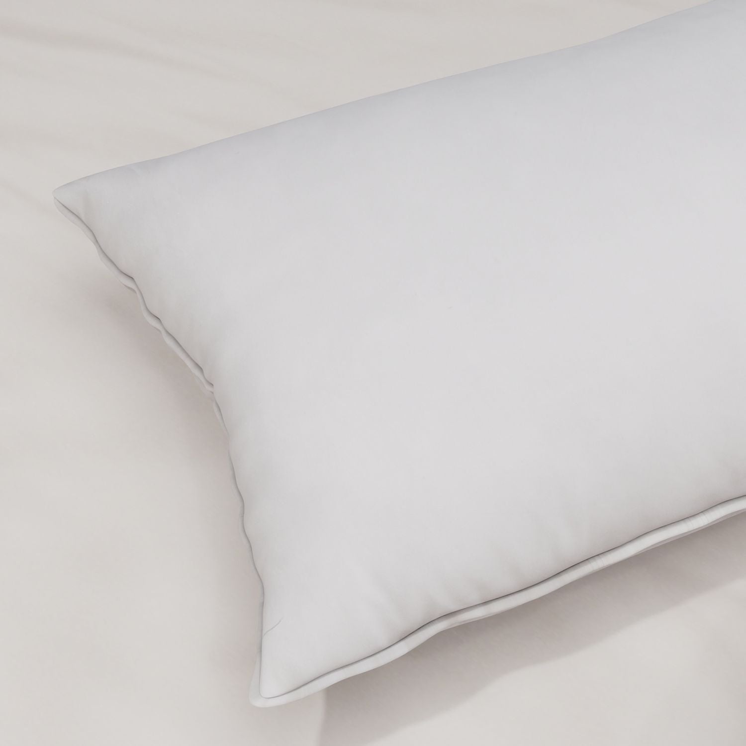 Serenity Night - 100% Maulbeerseide Sommerseidendecke mit Seidenfüllung Daunenkissen und Seidenkissenbezug Gold