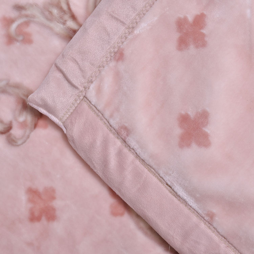 Wolkenweiche Decke mit floralem Muster, 200x230cm, beige