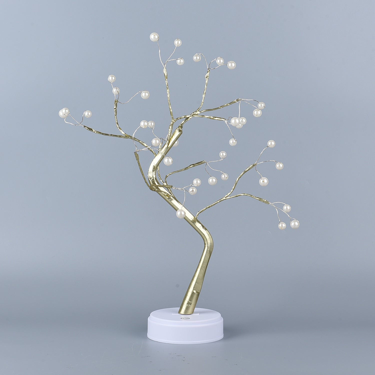 Warmweiße 36 LED Baum Lampe, Größe 50 cm, 3xAA (nicht inkl.), Gold und Weiß